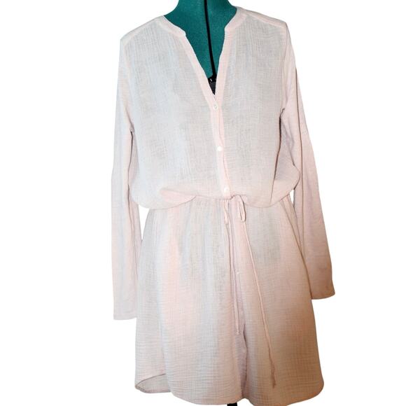 Velvet by Graham & Spencer Dresses & Skirts - NWT Velvet by Graham & Spencer Blush Gauze Button Front Drawstring Dress Small